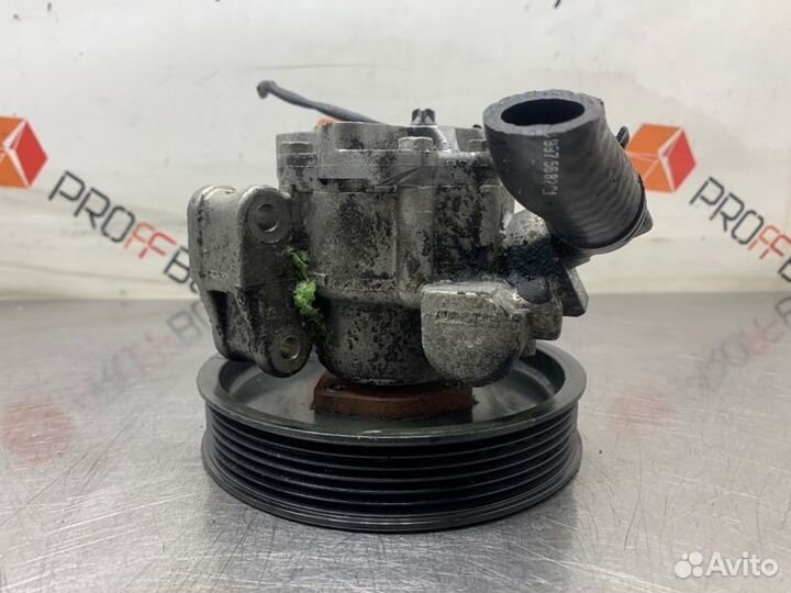 Насос гидроусилителя руля Mercedes C-Class W203