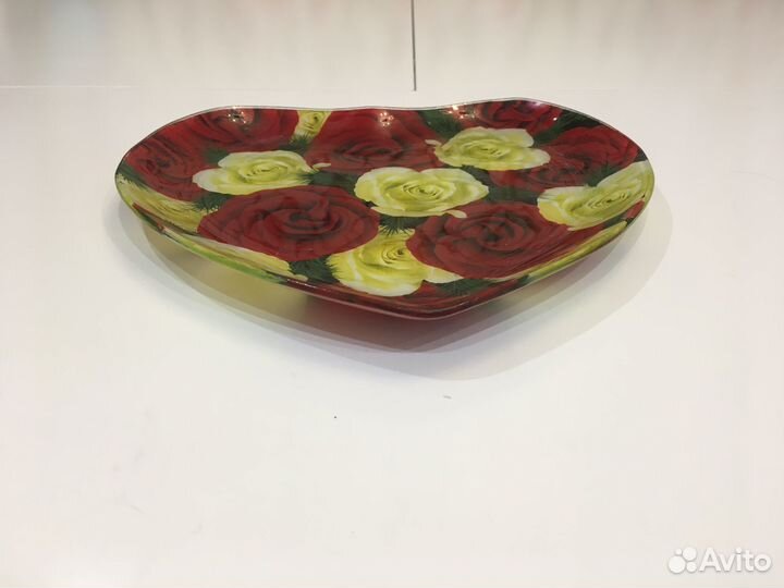 Тарелки Сердце десертные д.19 и 24 см