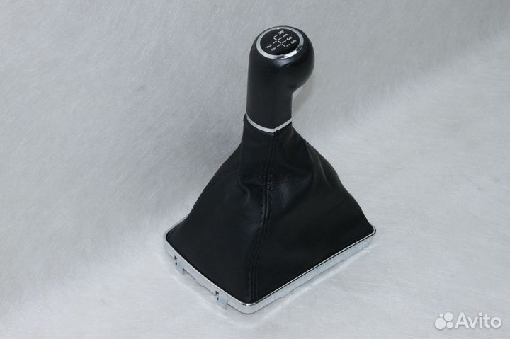 Ручка МКПП 5ст черная строчка Опель Астра Н (h)