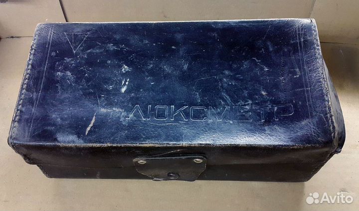 Коробка кожаная
