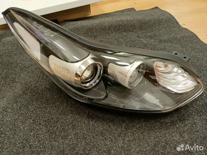 Фара правая KIA sportage 4