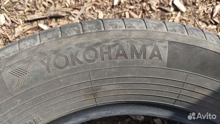 Yokohama BluEarth AE50 215/65 R17 99