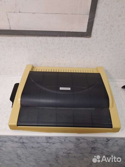 Брошюровщик