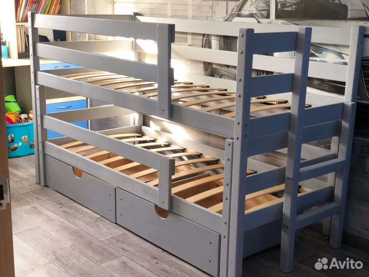 Детская кровать из массива от производителя