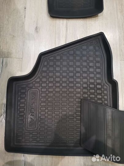 Коврки Opel Astra H седан