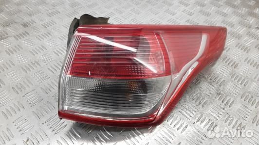 Фонарь задний правый ford escape 3 (83F07MY01)