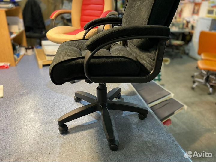 Компьютерное кресло