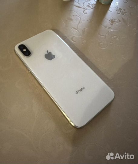 iPhone X, 64 ГБ