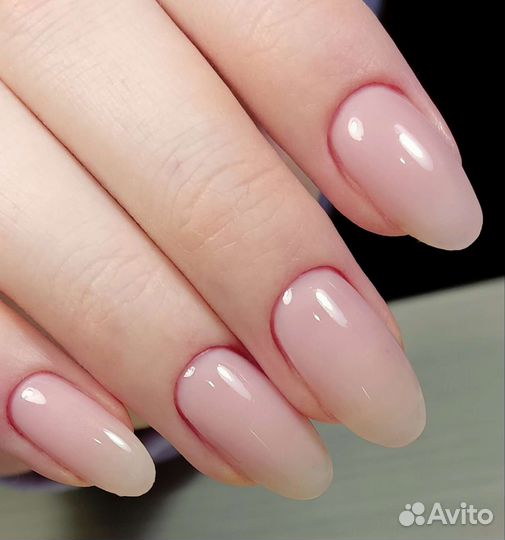 Педикюр с покрытием лаком