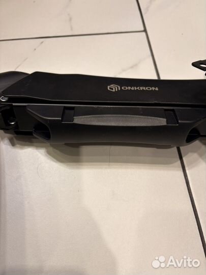 Держатель для монитора