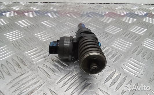 Форсунка дизельная volkswagen golf 5 (NDN04AL04)