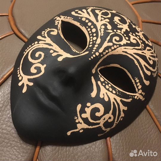 Маска настенная венецианская