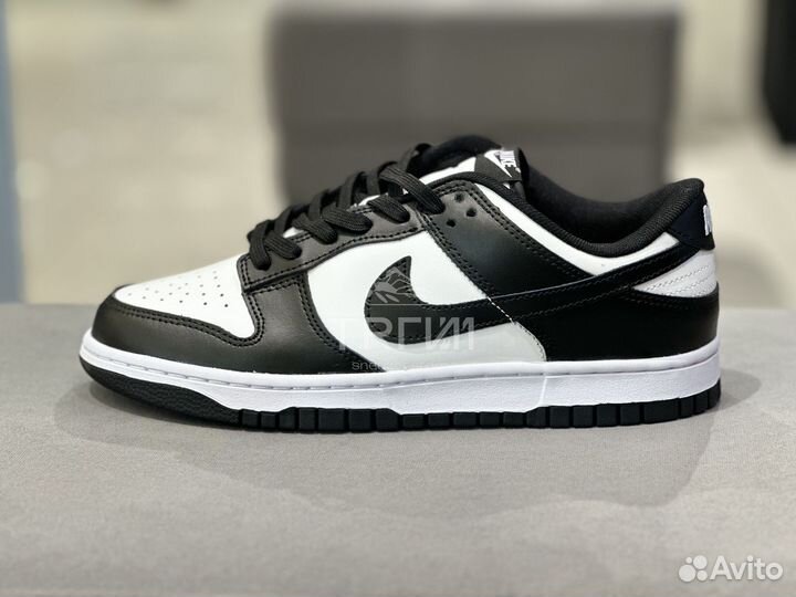 Кроссовки Nike SB Dunk Low Retro White Black Panda