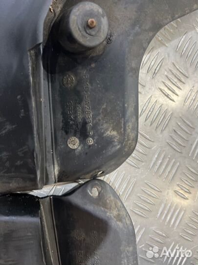 Брызговик задний Ford Focus 3 хэтчбек 2.0