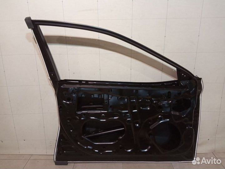 Дверь передняя левая Toyota Camry V70, XV70