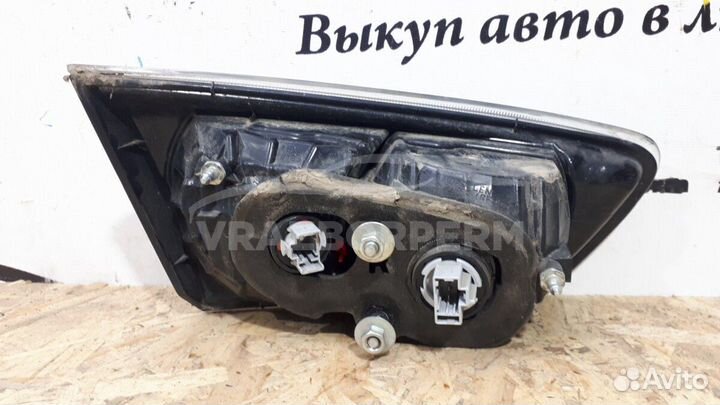 Фонарь в крышку Mitsubishi Lancer