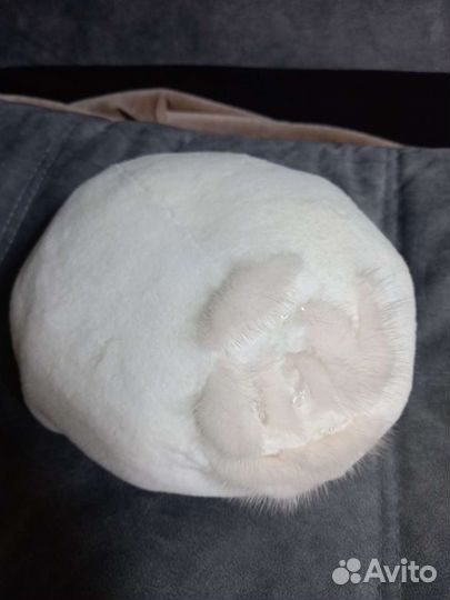 Берет меховой женский новый