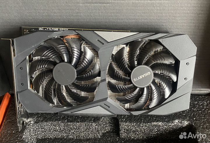 Видеокарта GeForce RTX 2060 Gigabyte