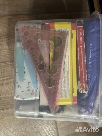 Материалы для творчества коробкой