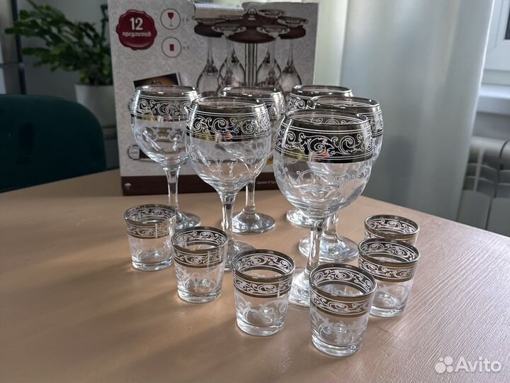 Хрустальные бокалы и рюмки