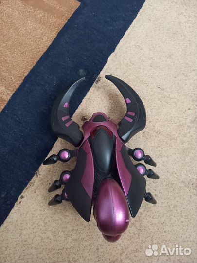 Игрушка скорпион