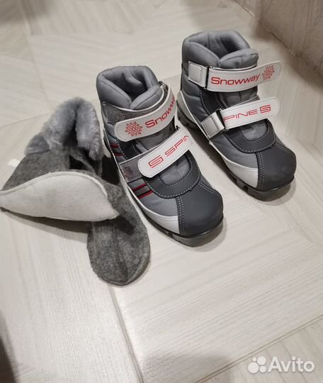 Лыжные ботинки детские 29