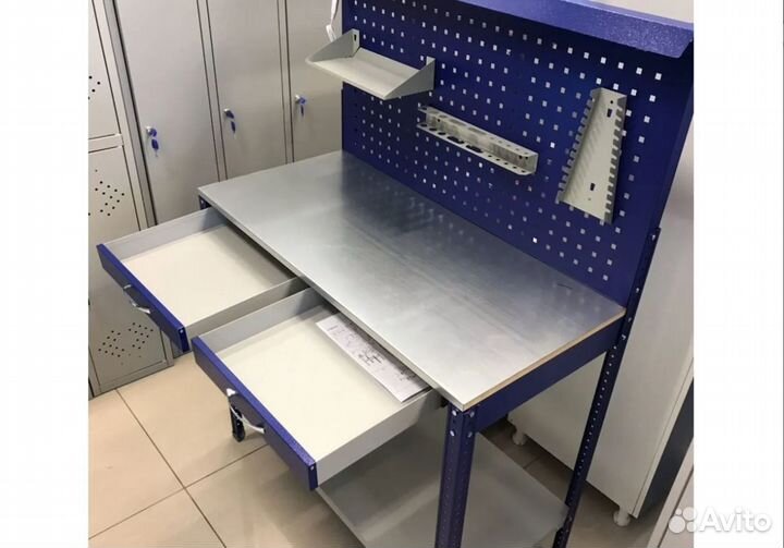 Верстак слесарный