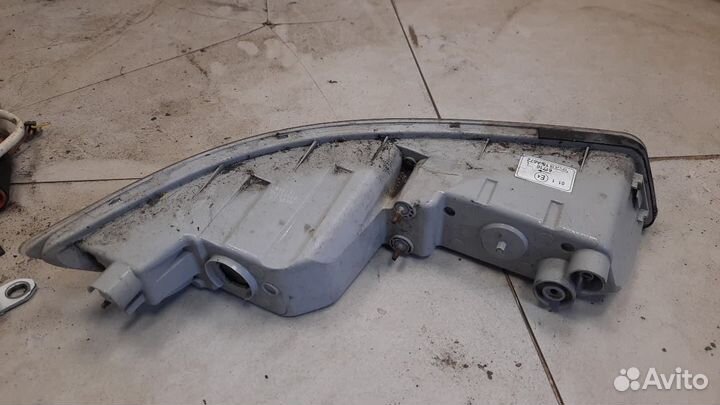 Фара противотуманная левая Nissan Almera Classic