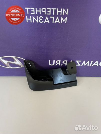 Брызговик передний Hyundai Accent левый