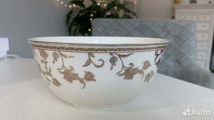 Салатник фарфоровый 17 см диаметр