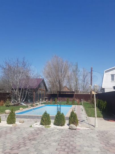 Коттедж 370 м² на участке 8 сот.