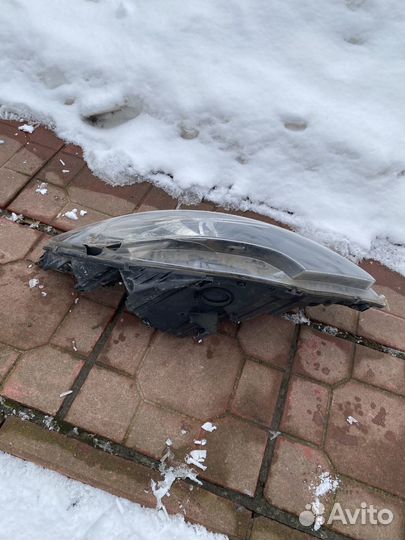 Фара передняя правая Opel Zafira Tourer