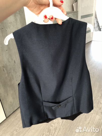 Пиджак и жилетка на мальчика