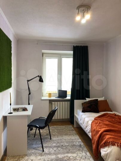 Комната 15 м² в 4-к., 2/9 эт.