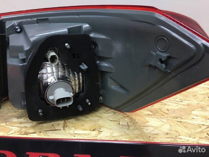 Фонарь наружный левый правый Лада Веста оригинал