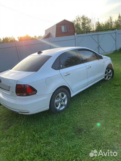 Volkswagen Polo 1.6 МТ, 2013, 304 400 км