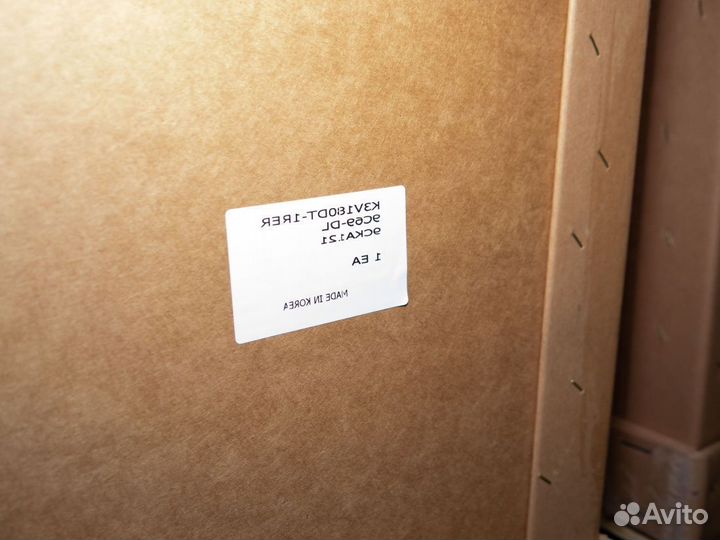 Хитачи zx210w стекло лобовое верхнее