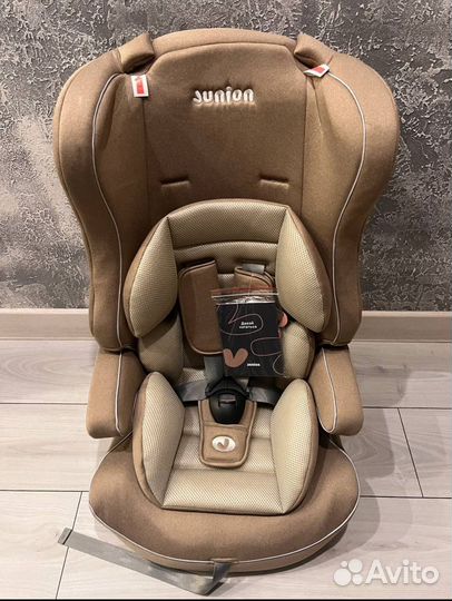 Автомобильное детское кресло 9 -36 кг Junion Dino