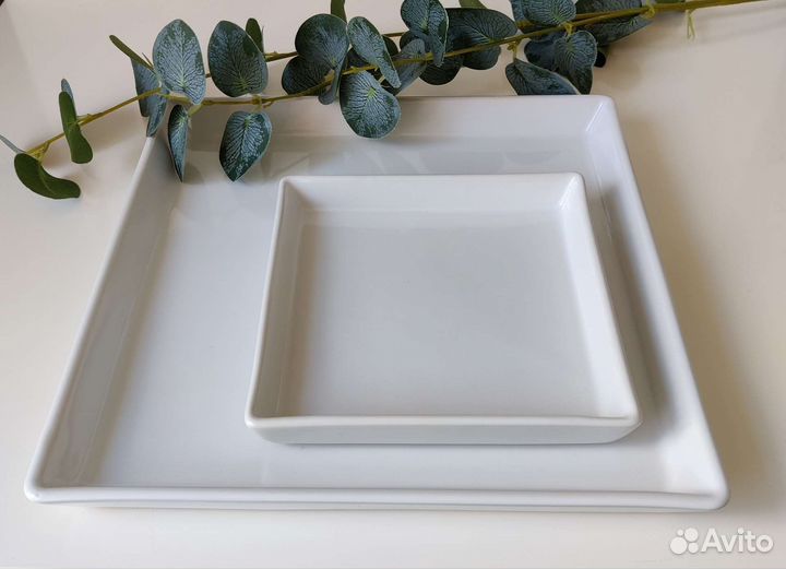 Поднос тарелка белая квадратная IKEA