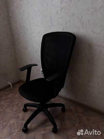 Компьютерное кресло