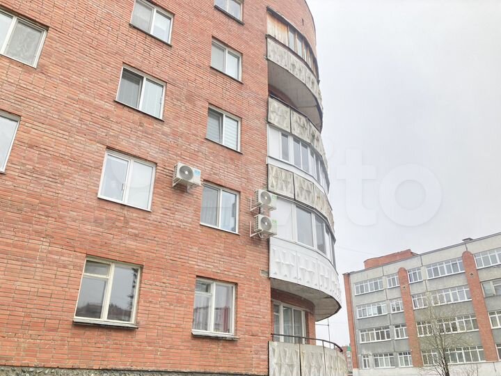 2-к. квартира, 49,6 м², 1/5 эт.