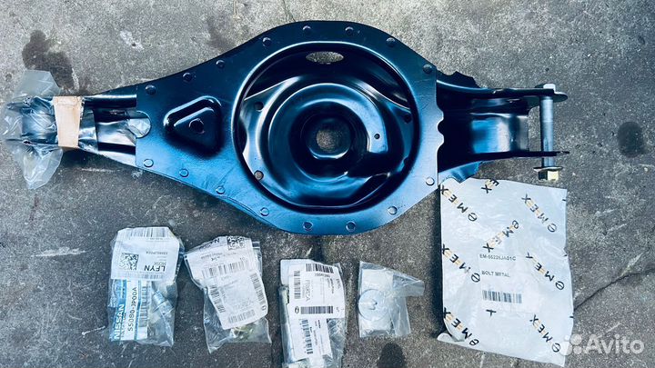 Рычаг задний