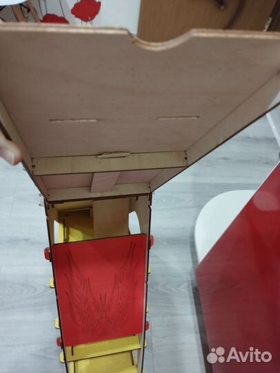 Гараж парковка для машинок трамплин