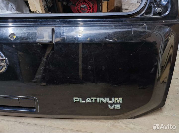 Крышка багажника Nissan Armada