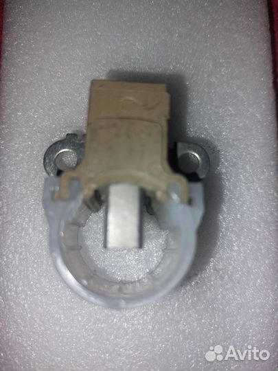 Щёточный узел генератора toyota