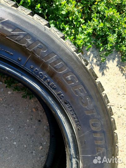 Bridgestone Blizzak DM-V2 225/60 R17 99S