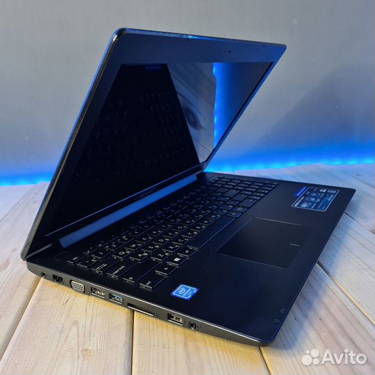 Ноутбук Asus X553M
