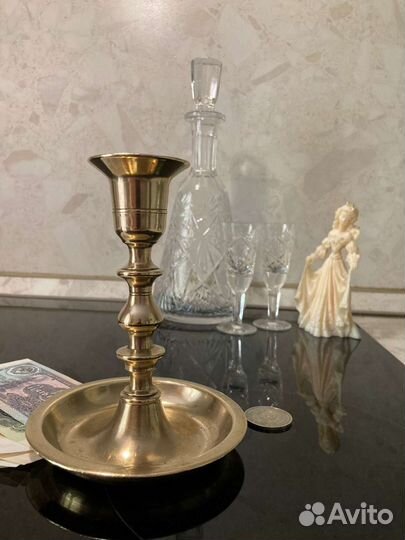 Старинный подсвечник