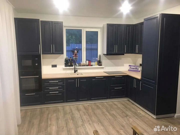 Кухонные гарнитуры и шкафы-купе на заказ