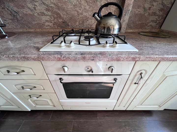 2-к. квартира, 60 м², 5/9 эт.